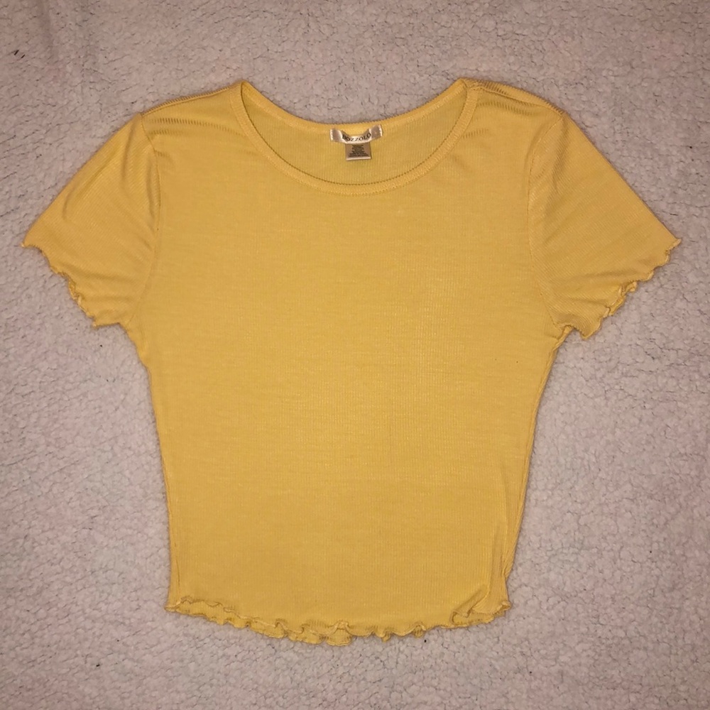 ribbed yellow top 💛